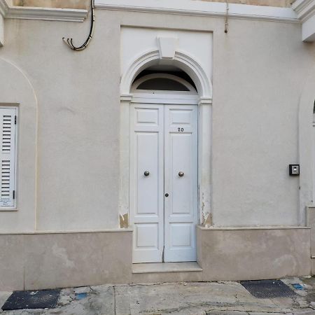 Bright And Central 2 Bedroom Apartment In Sliema Eksteriør bilde