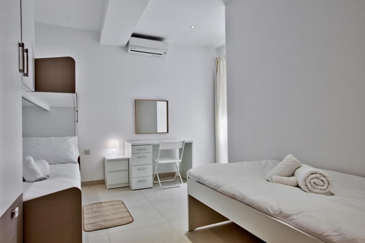 Bright And Central 2 Bedroom Apartment In Sliema Eksteriør bilde