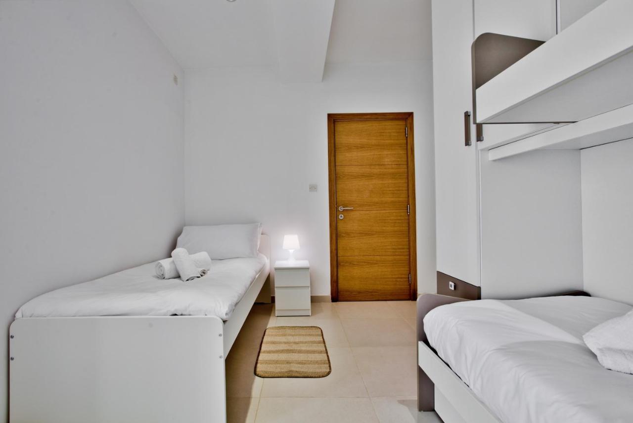 Bright And Central 2 Bedroom Apartment In Sliema Eksteriør bilde